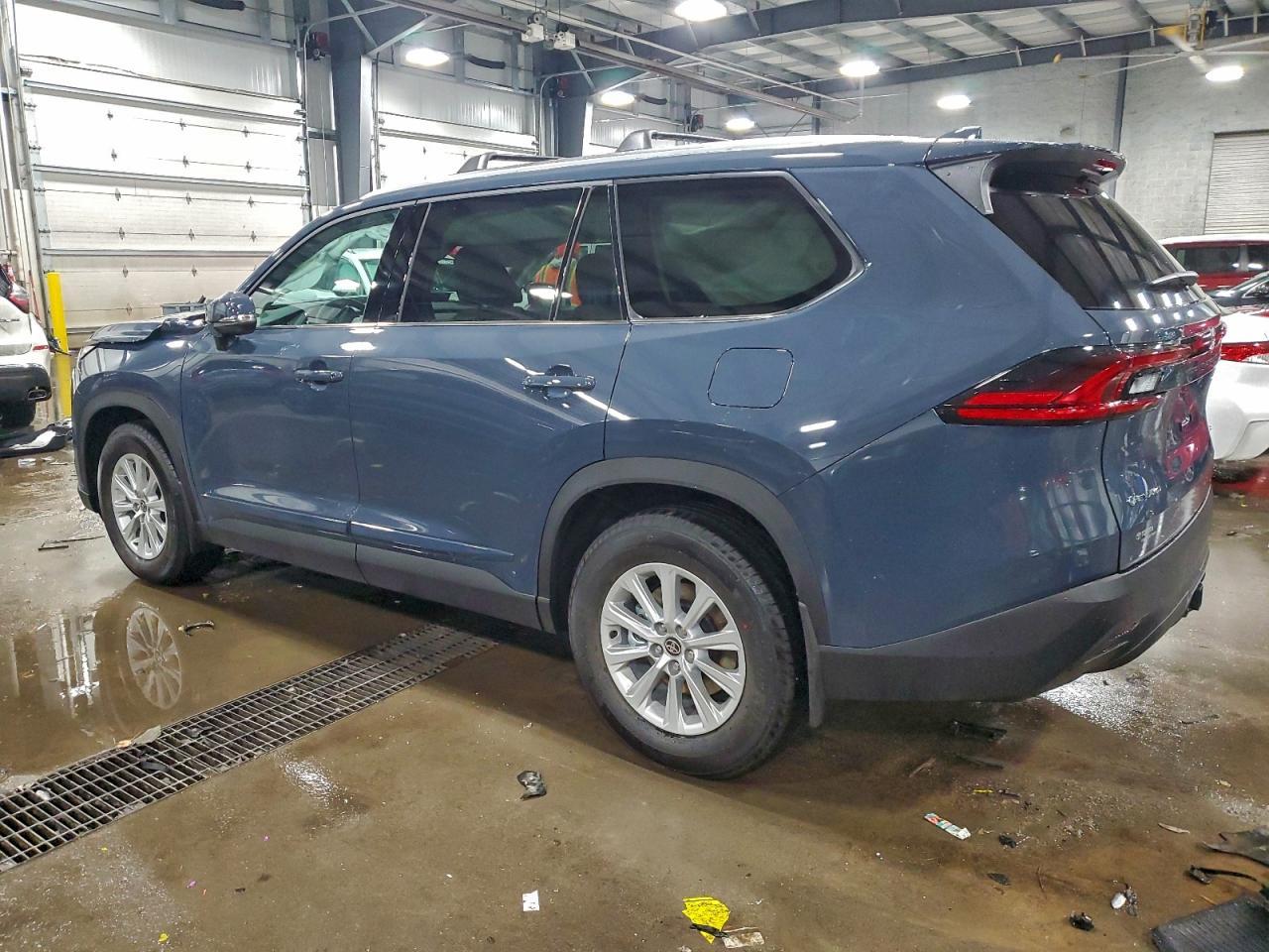 2026 TOYOTA HIGHLANDER