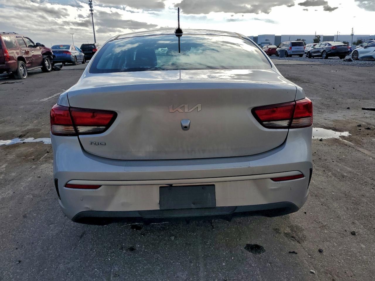 2023 KIA RIO