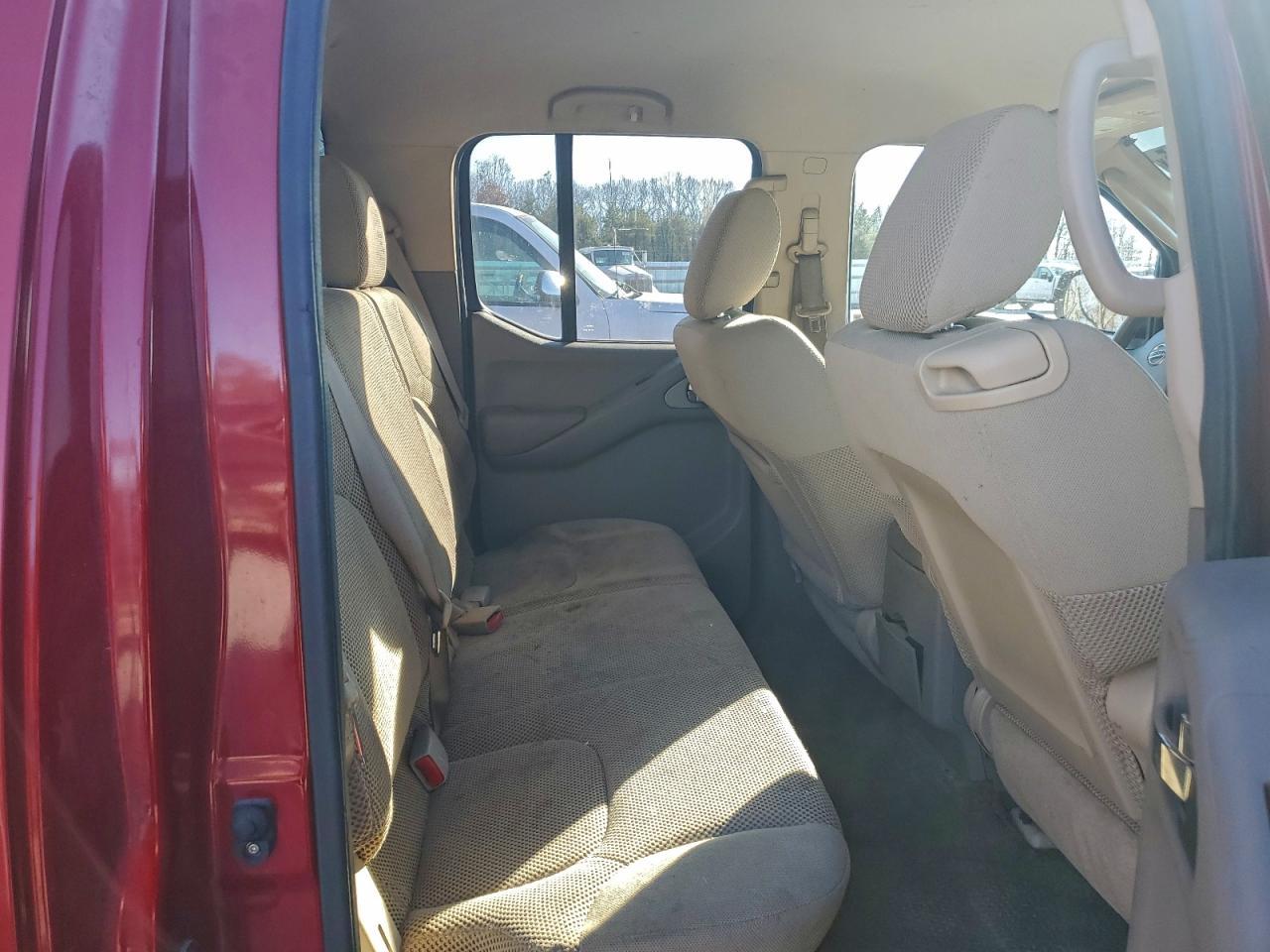 2010 NISSAN Frontier