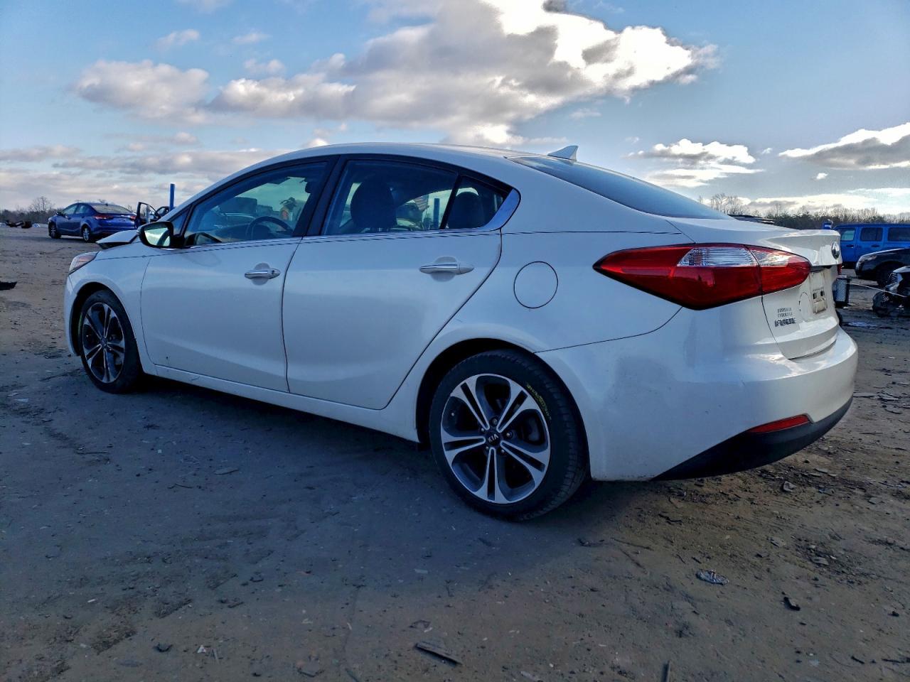 2016 KIA FORTE