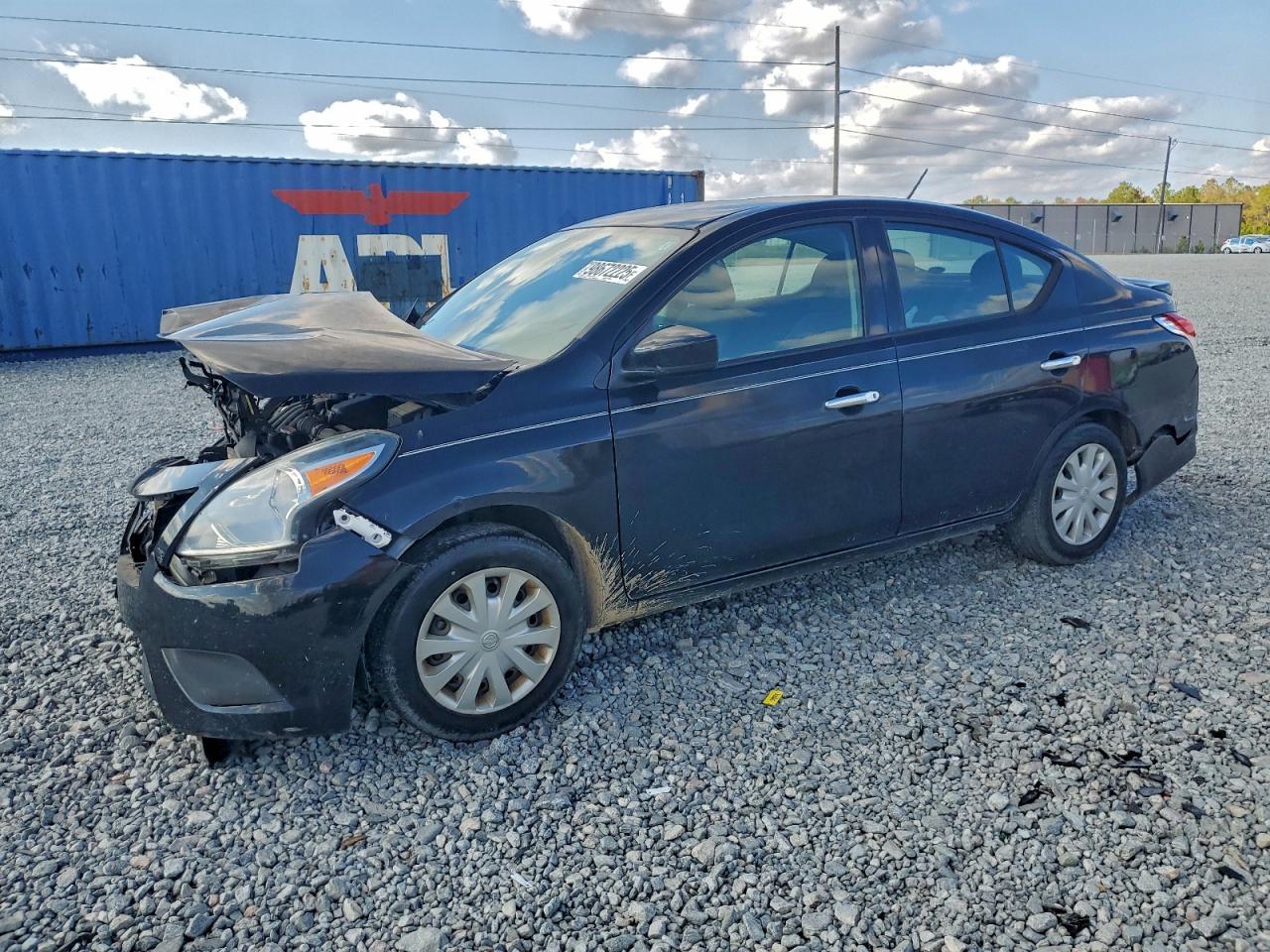 2018 NISSAN VERSA