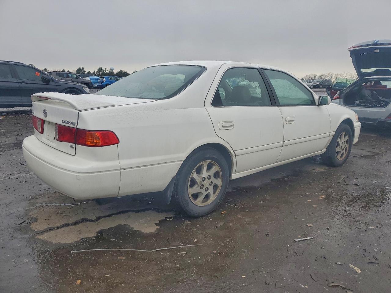 2000 TOYOTA CAMRY
