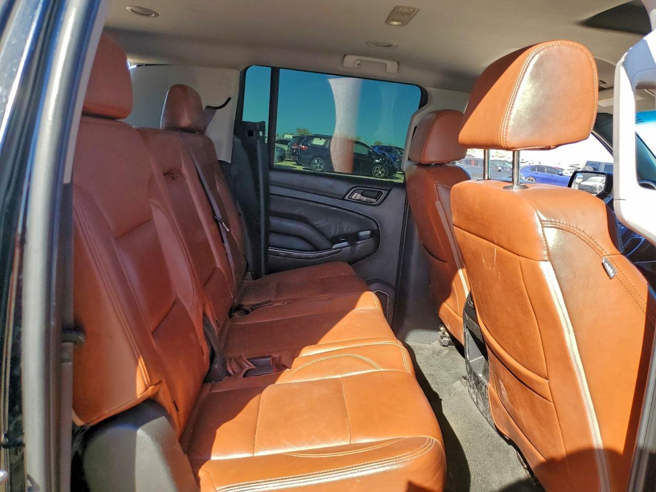 2017 CHEVROLET Suburban