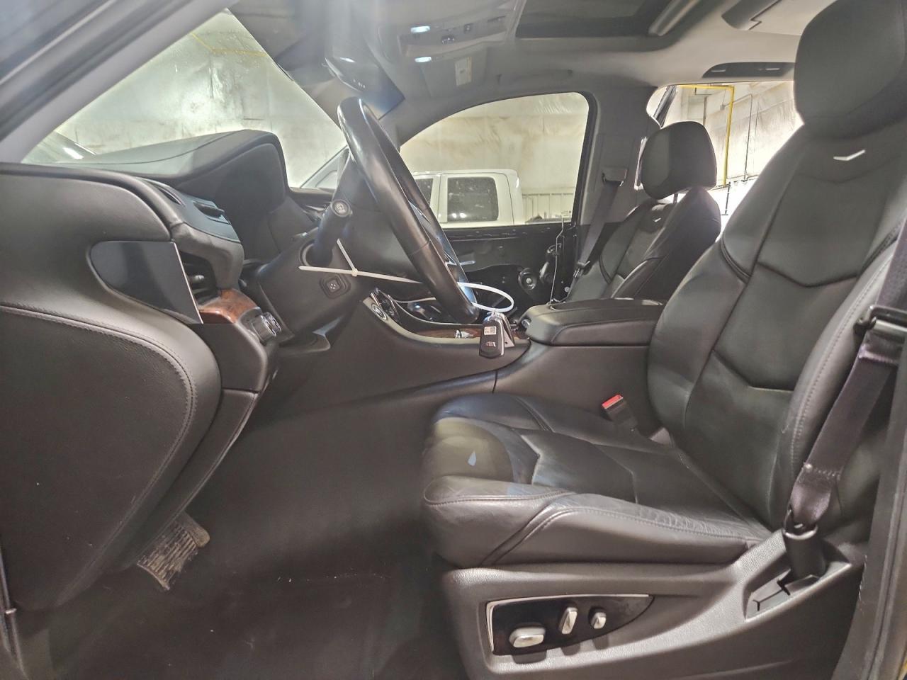 2016 CADILLAC Escalade ESV