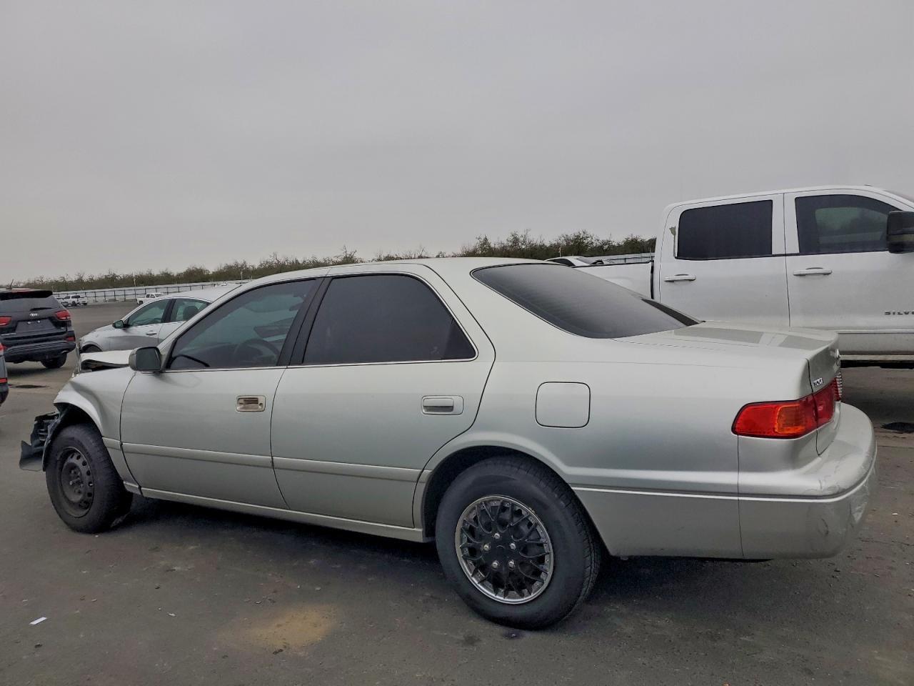 2000 TOYOTA CAMRY
