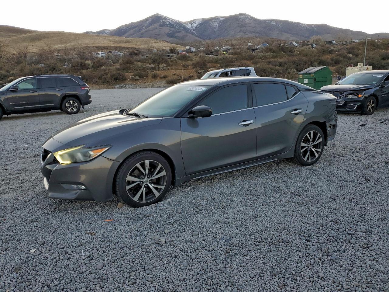 2017 NISSAN Maxima