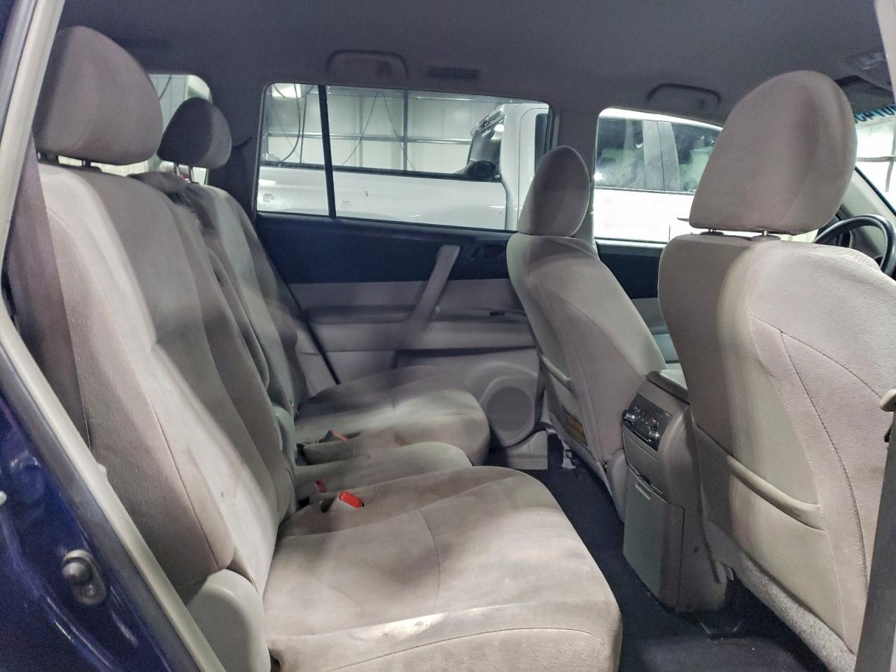 2013 TOYOTA HIGHLANDER
