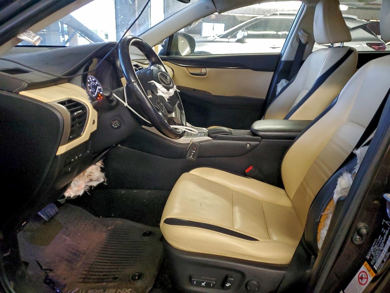 2015 LEXUS NX 200T