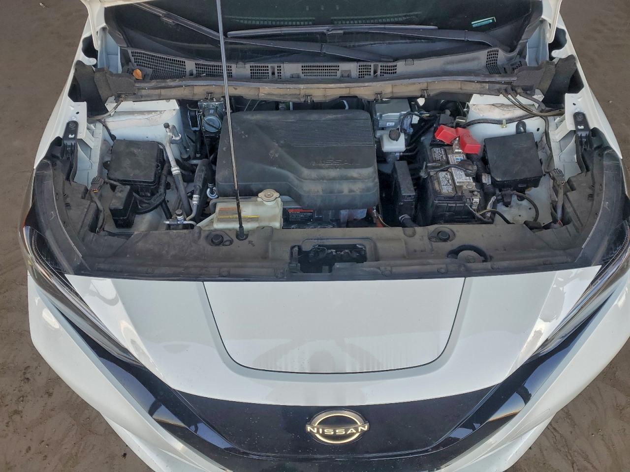 2023 NISSAN LEAF