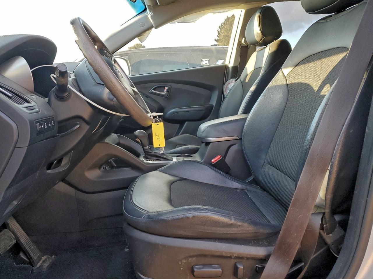 2015 HYUNDAI TUCSON