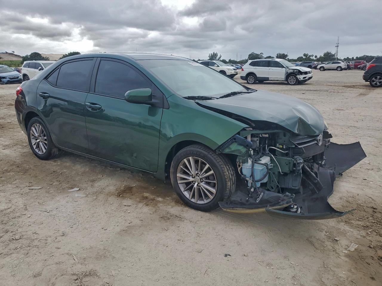 2015 TOYOTA COROLLA