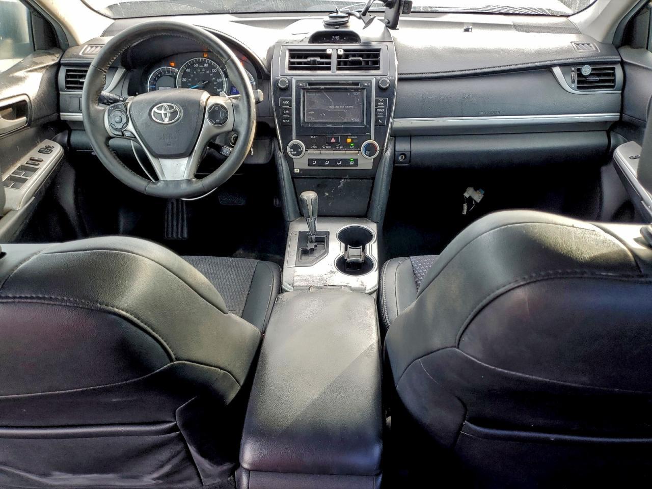 2014 TOYOTA CAMRY