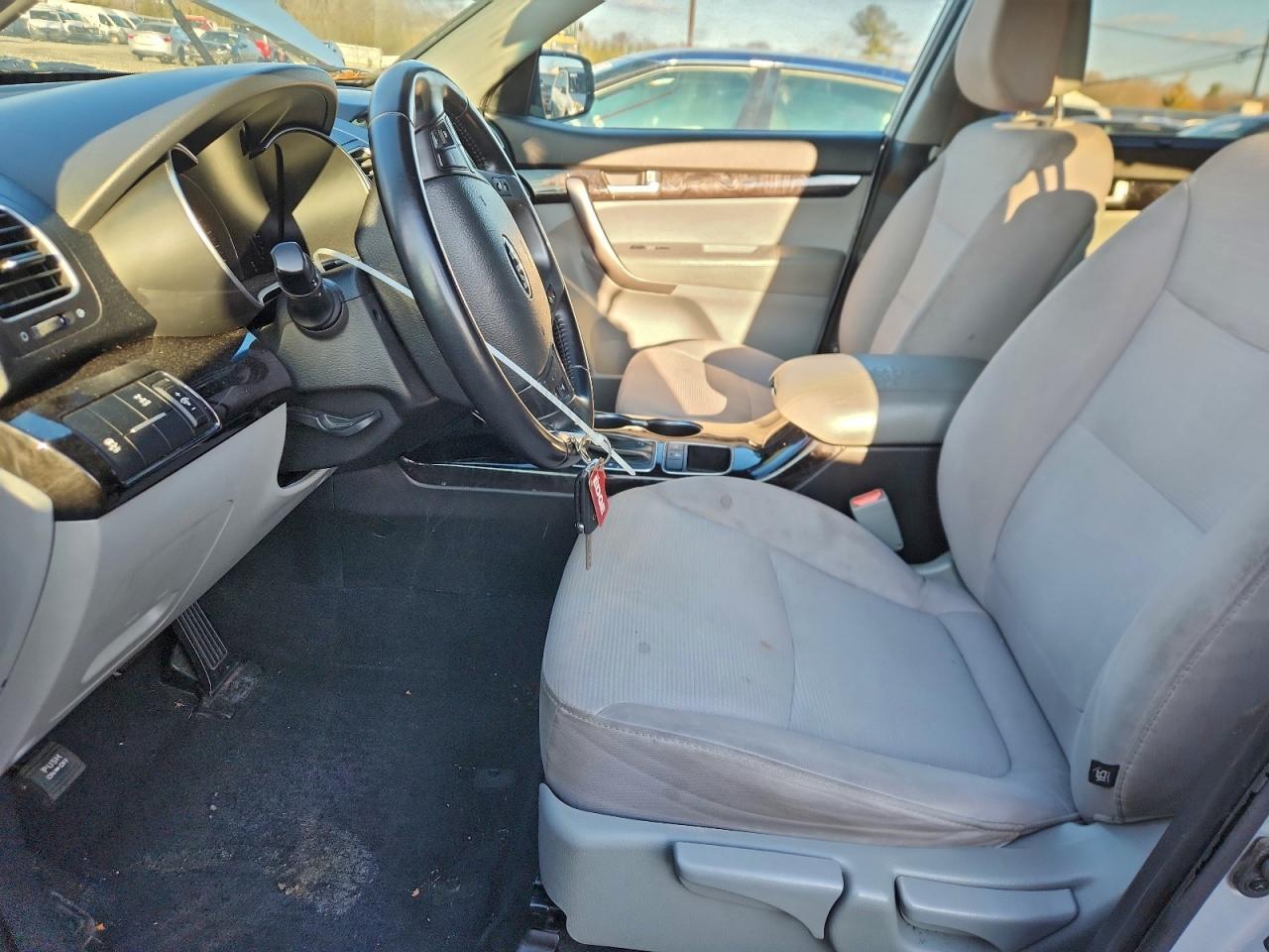 2014 KIA SORENTO