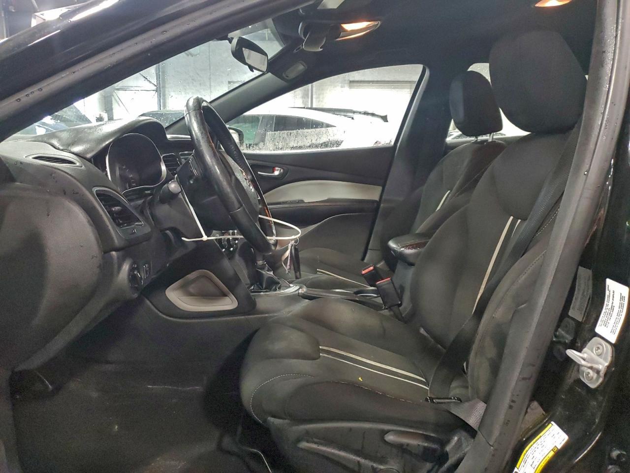 2013 DODGE Dart