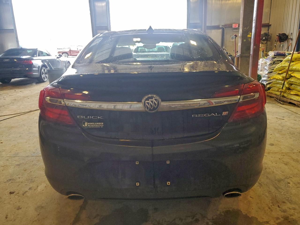 2017 BUICK Regal
