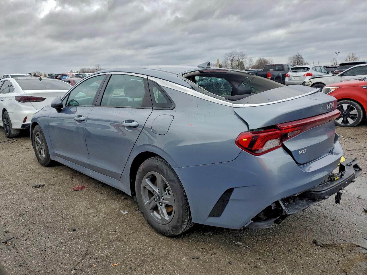 2023 KIA K5