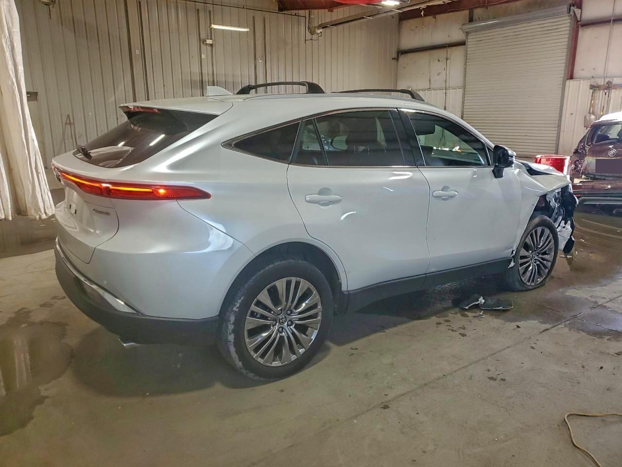 2023 TOYOTA VENZA