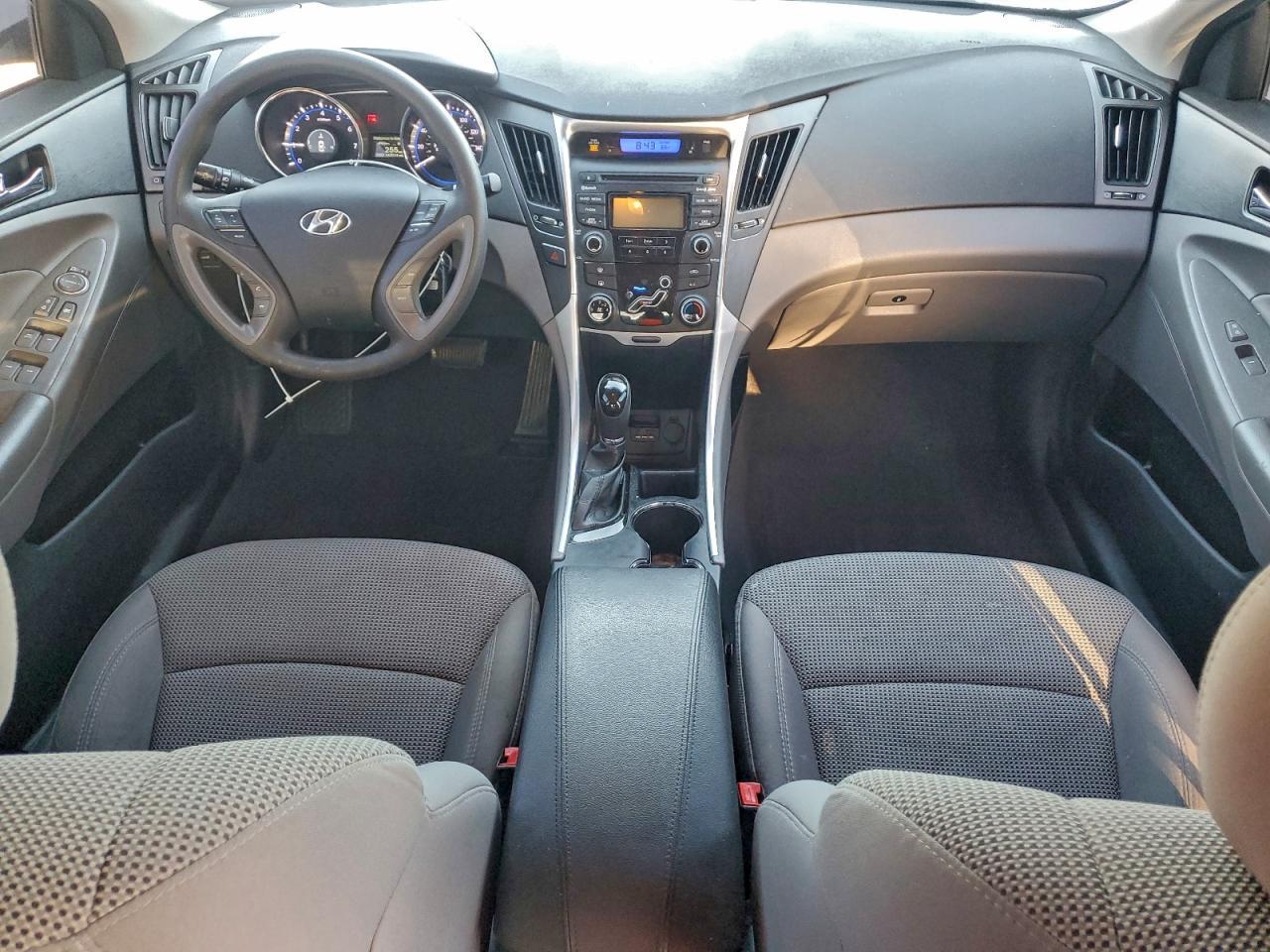 2013 HYUNDAI SONATA