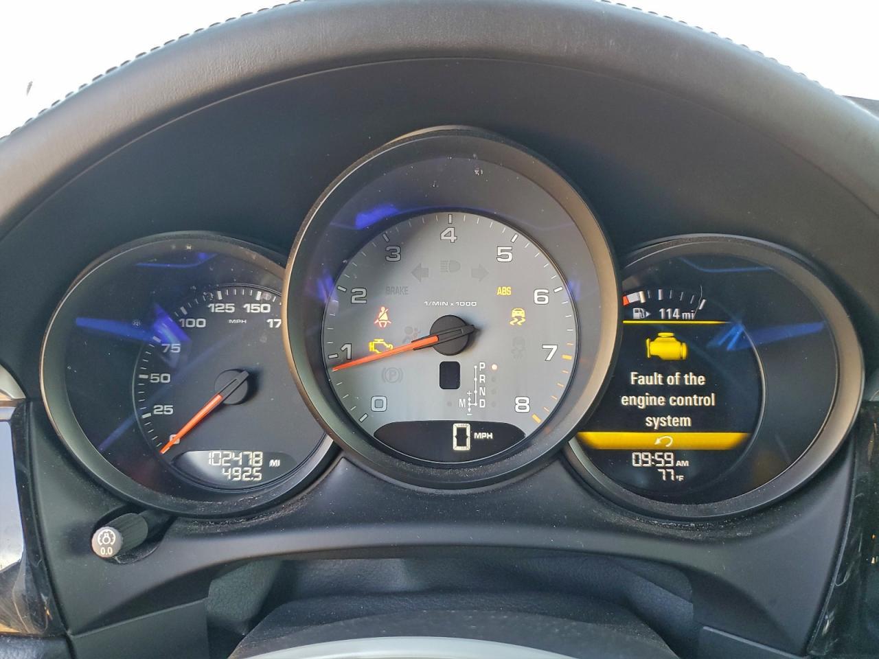 2015 PORSCHE Macan
