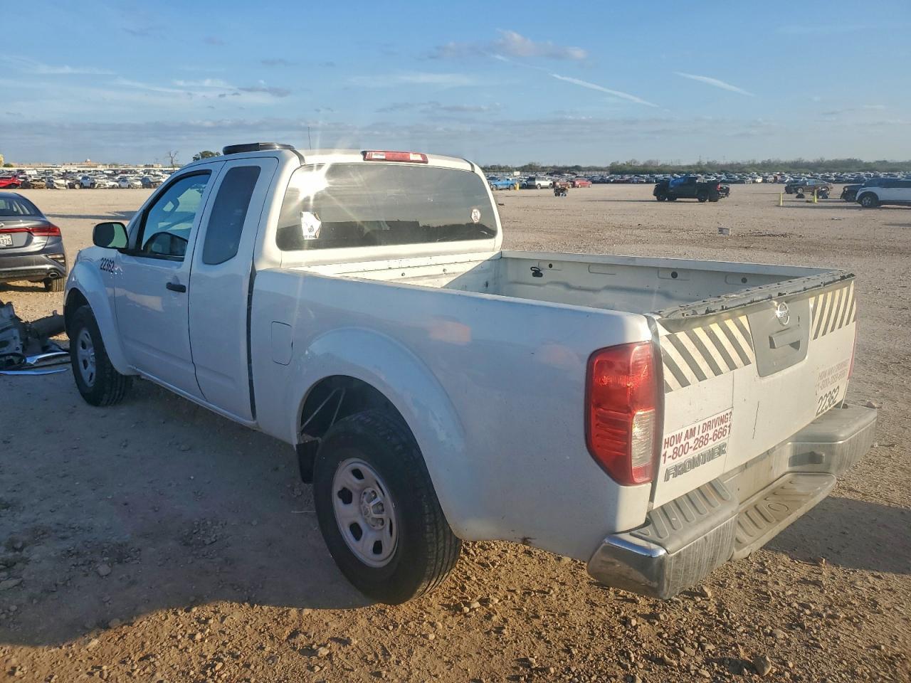 2015 NISSAN Frontier