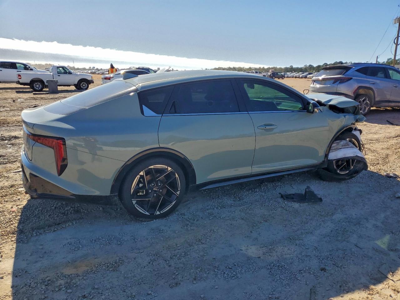 2025 KIA K4
