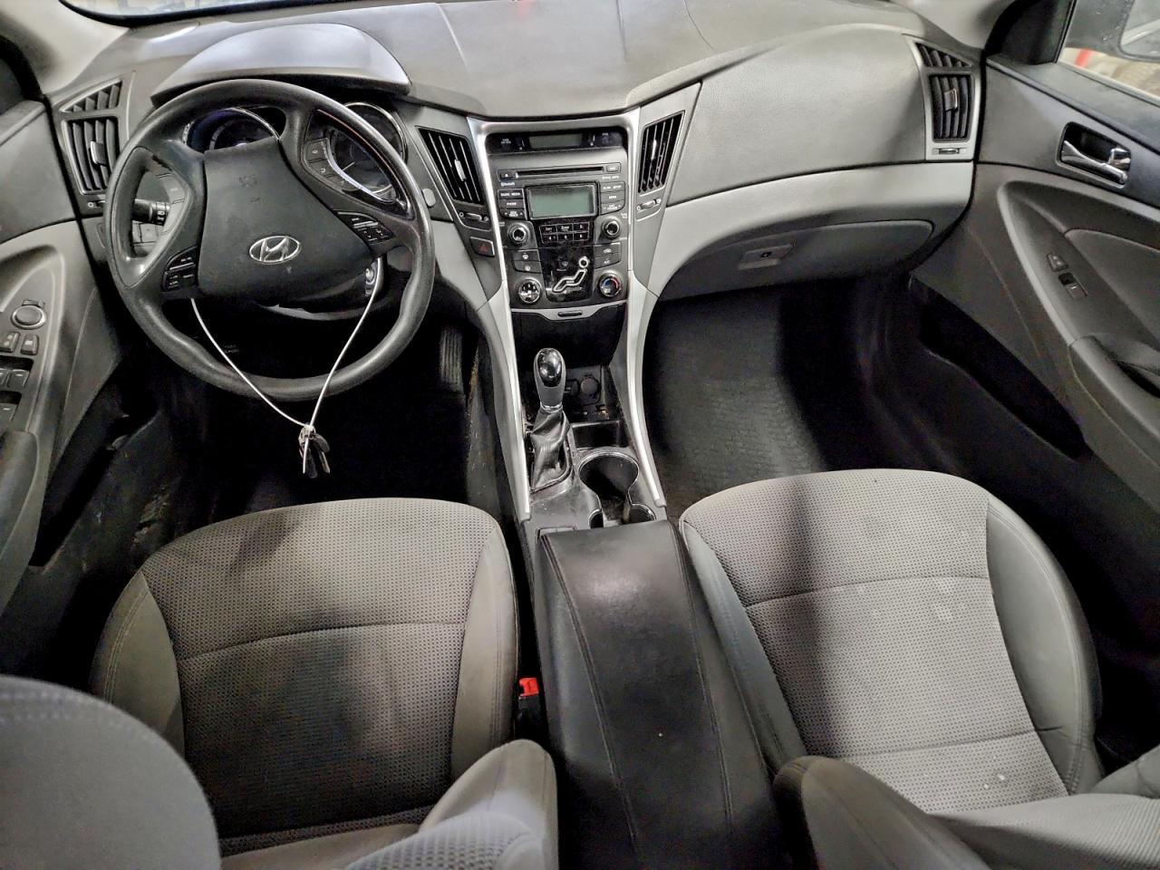 2013 HYUNDAI SONATA