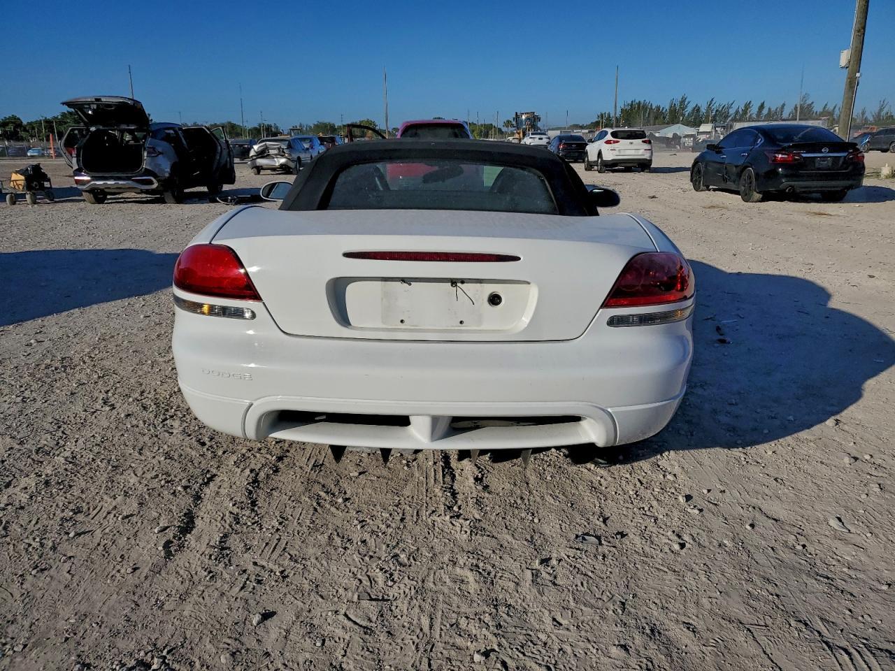 2004 DODGE Viper