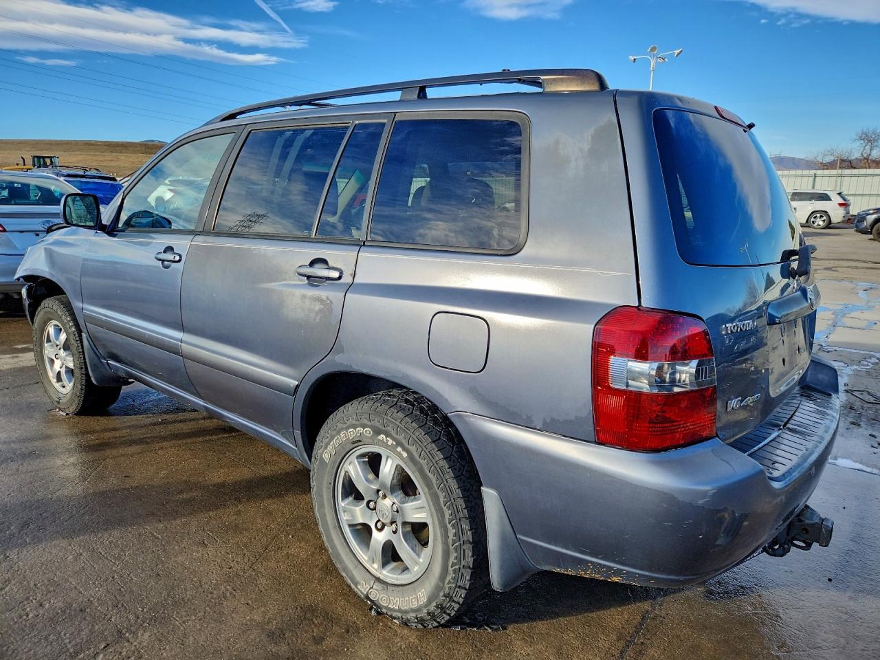 2004 TOYOTA HIGHLANDER