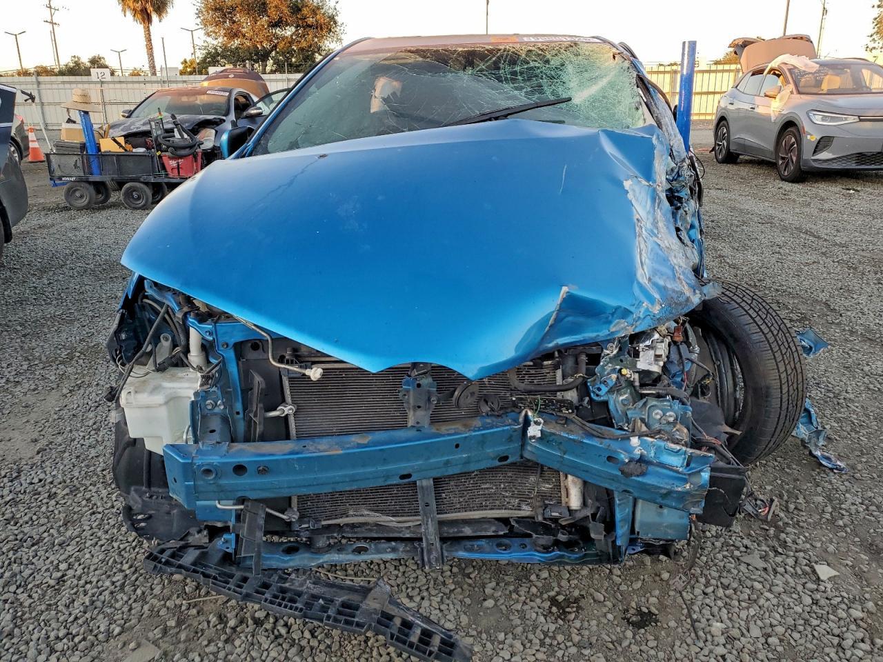 2016 TOYOTA SCION