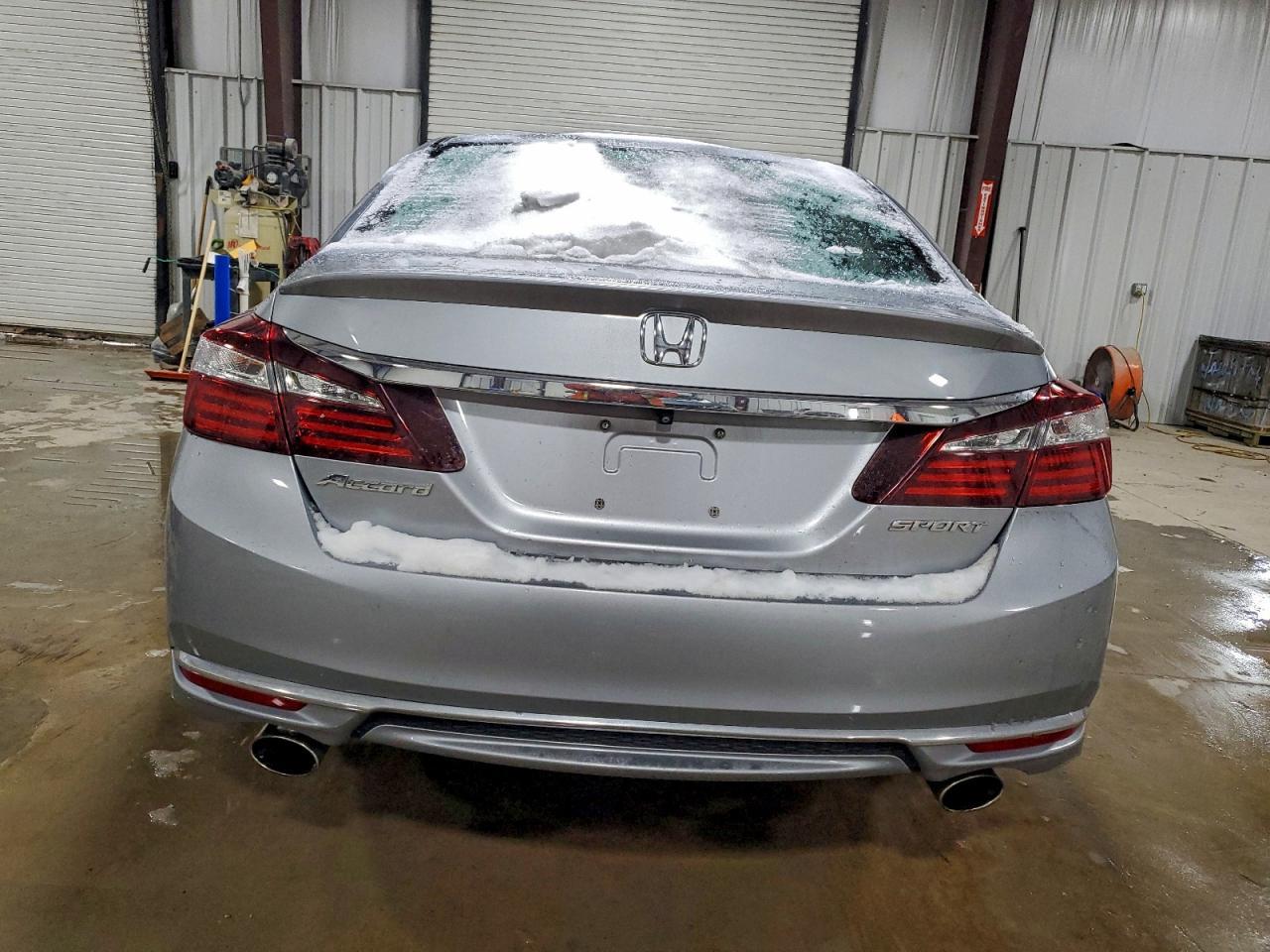 2017 HONDA ACCORD