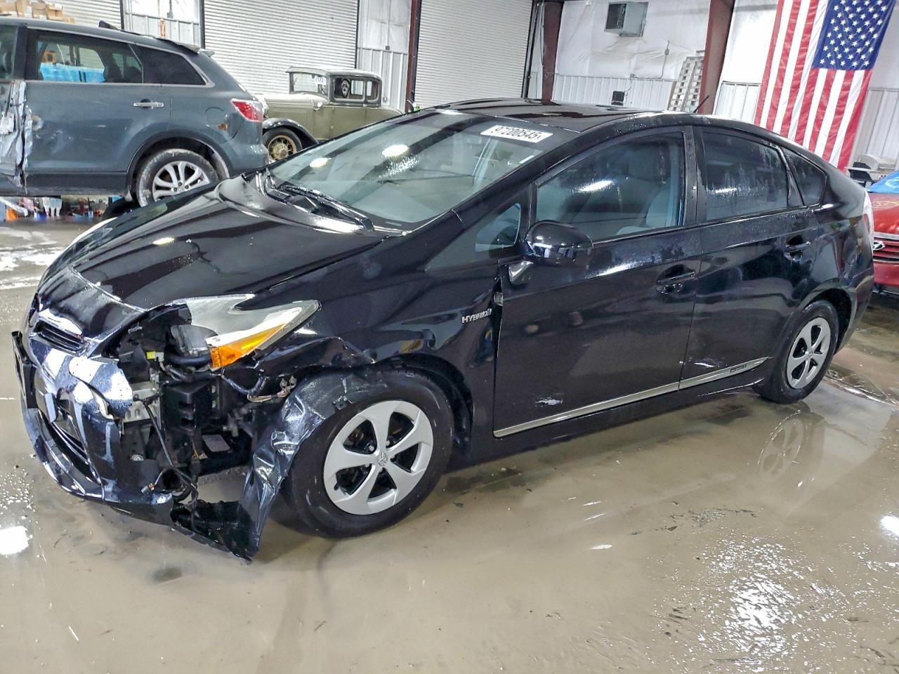 2014 TOYOTA PRIUS