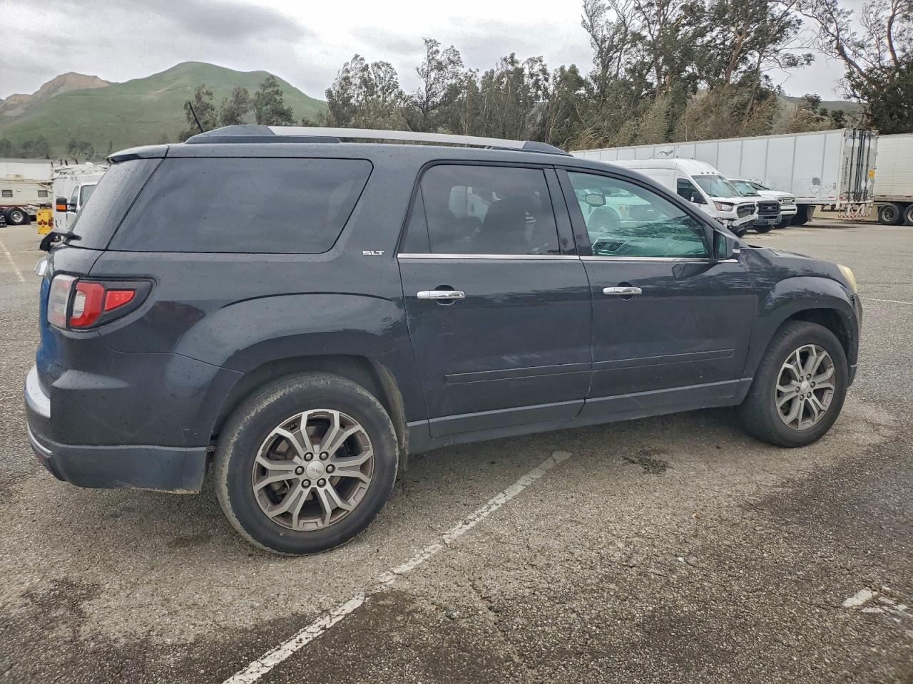 2013 GMC ACADIA