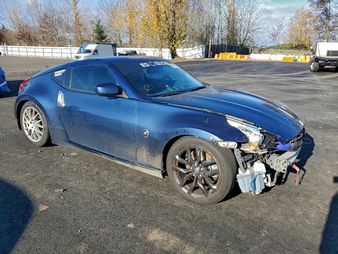 2015 NISSAN 370Z