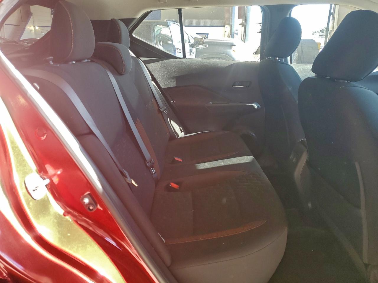 2023 NISSAN KICKS