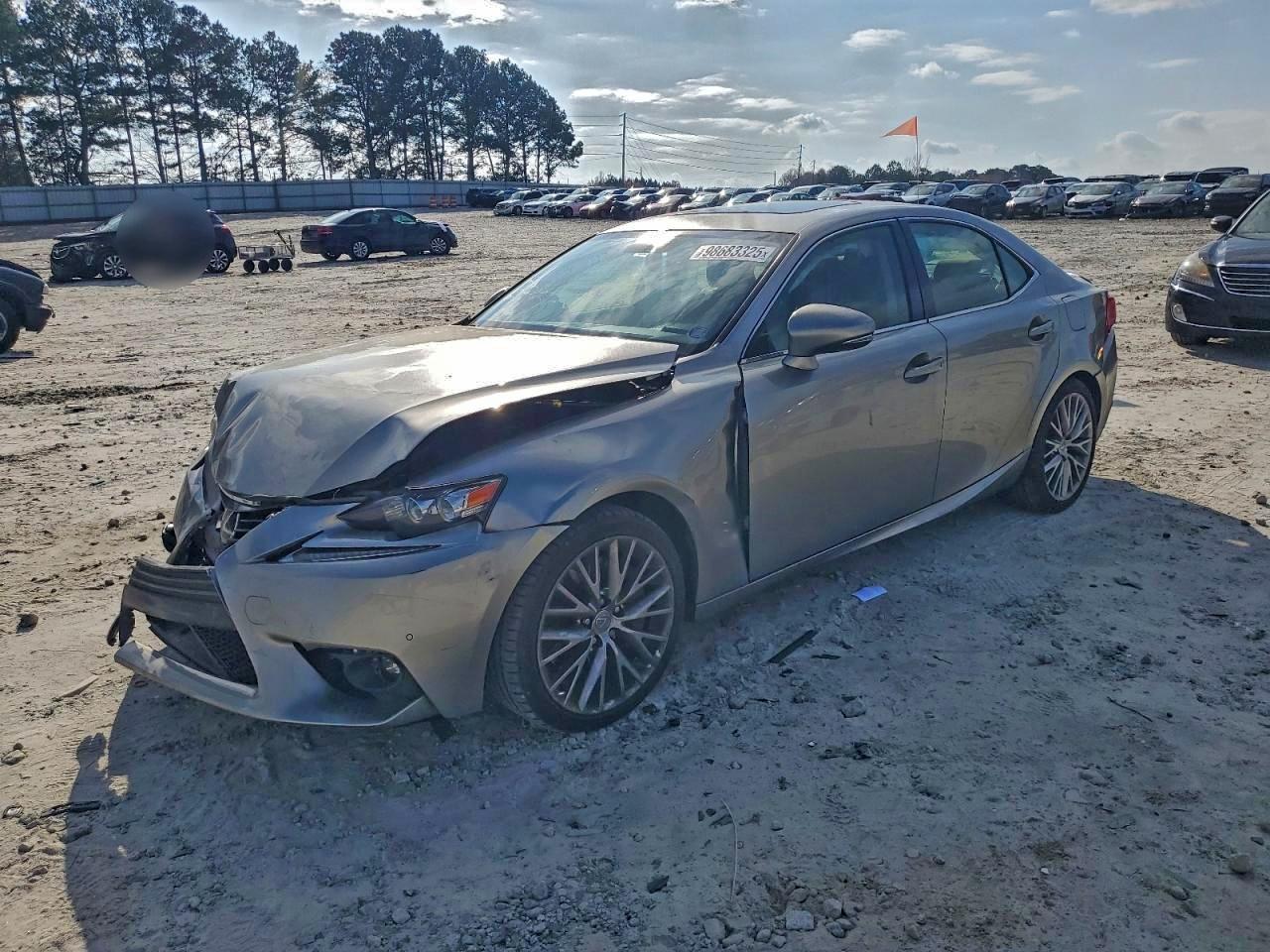2016 LEXUS IS 200t