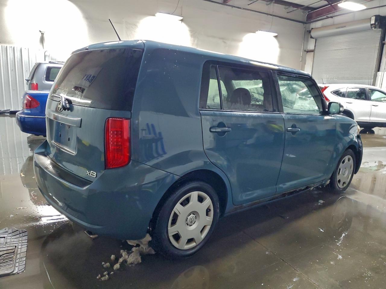 2009 SCION xB
