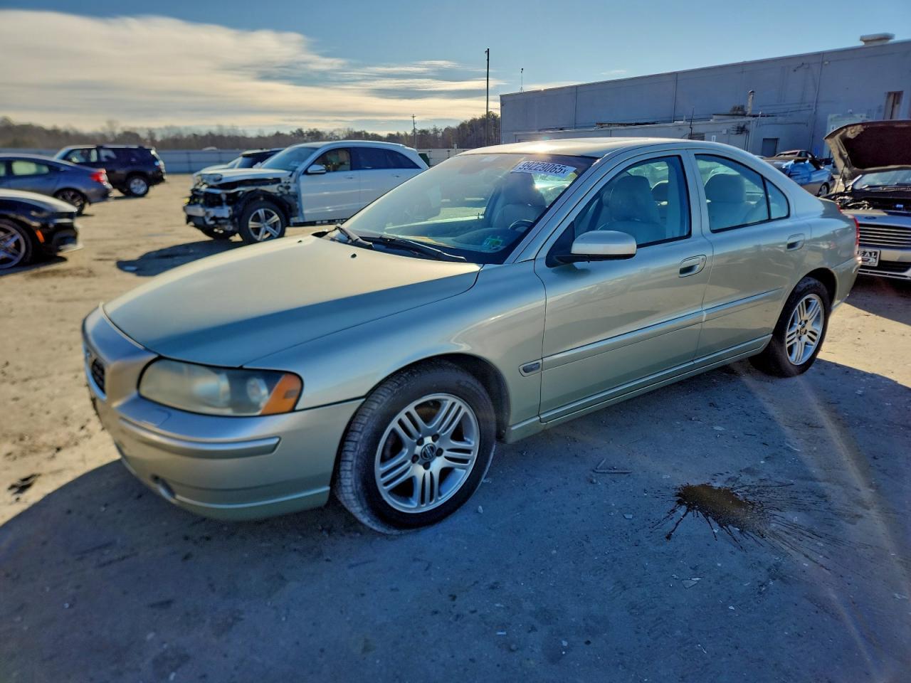 2005 VOLVO S60