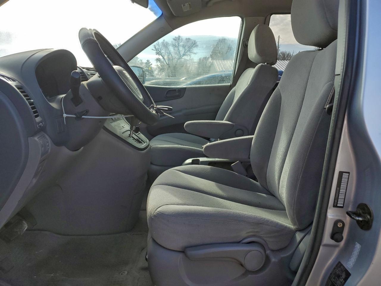 2006 KIA SEDONA
