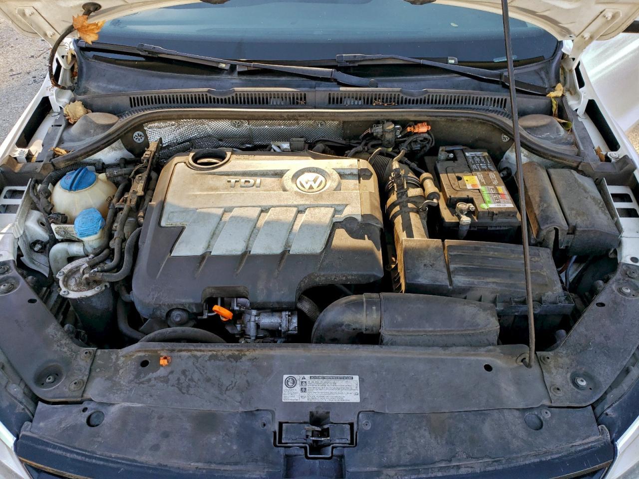 2012 VOLKSWAGEN JETTA