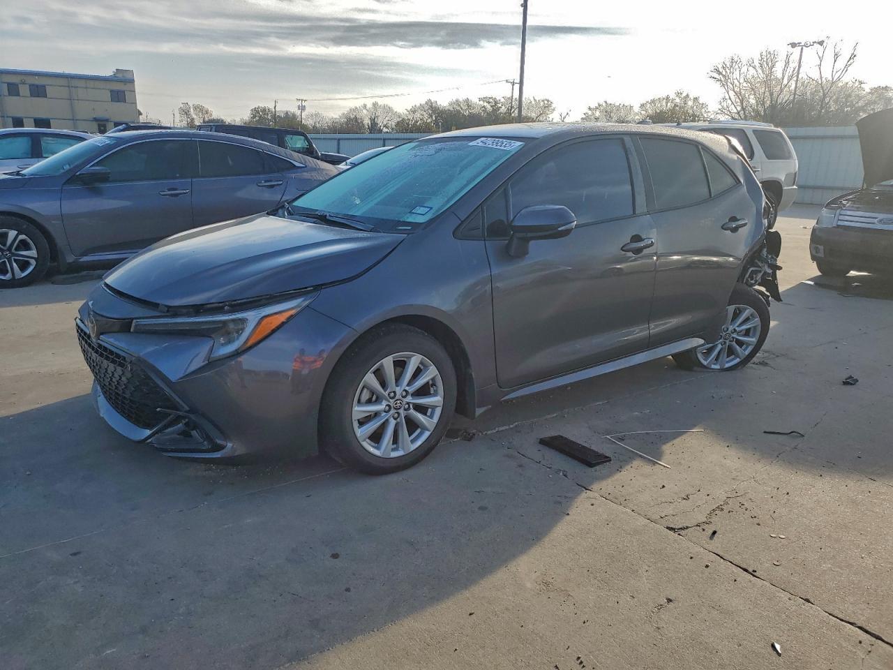2025 TOYOTA COROLLA