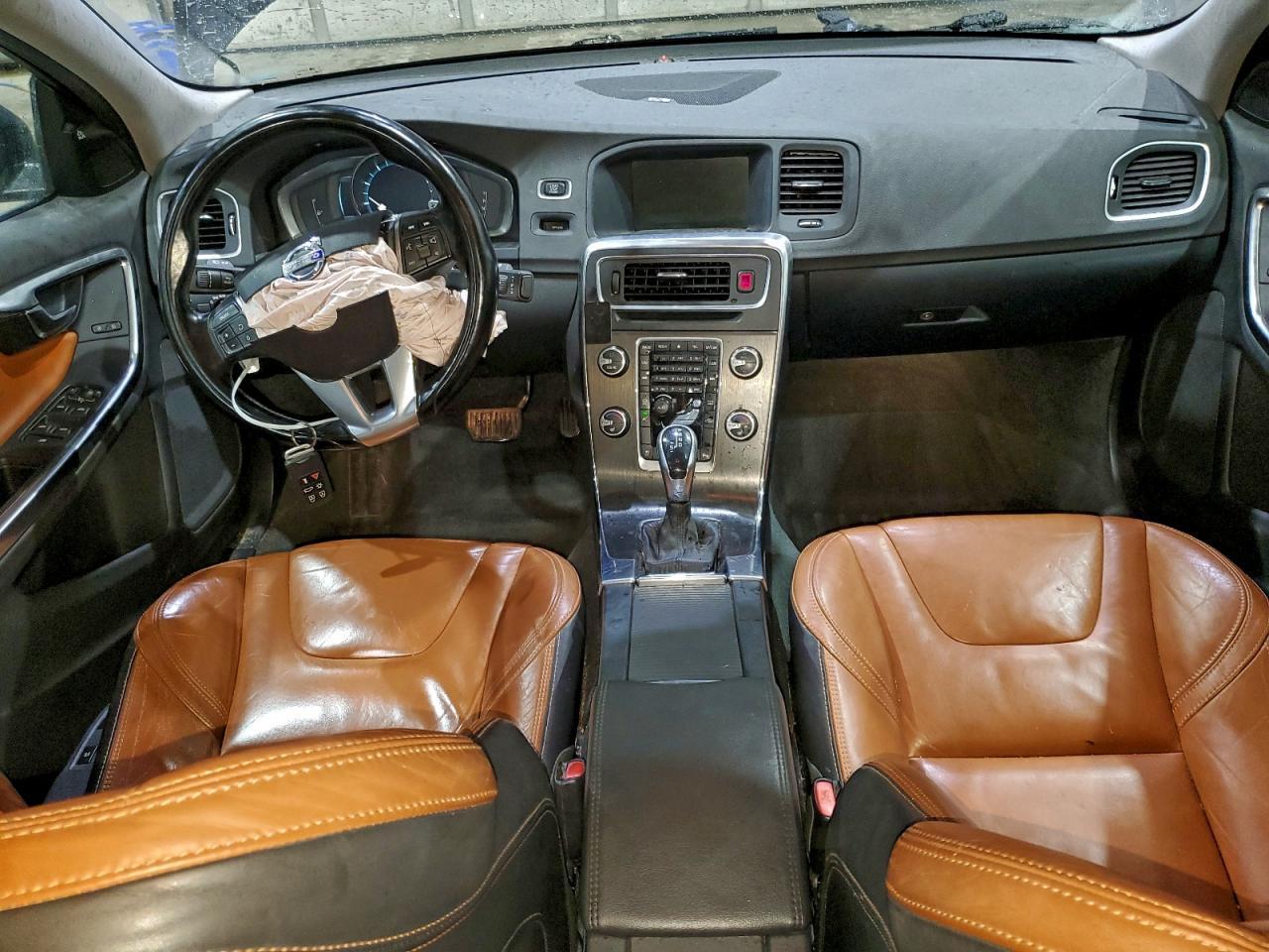 2014 VOLVO S60