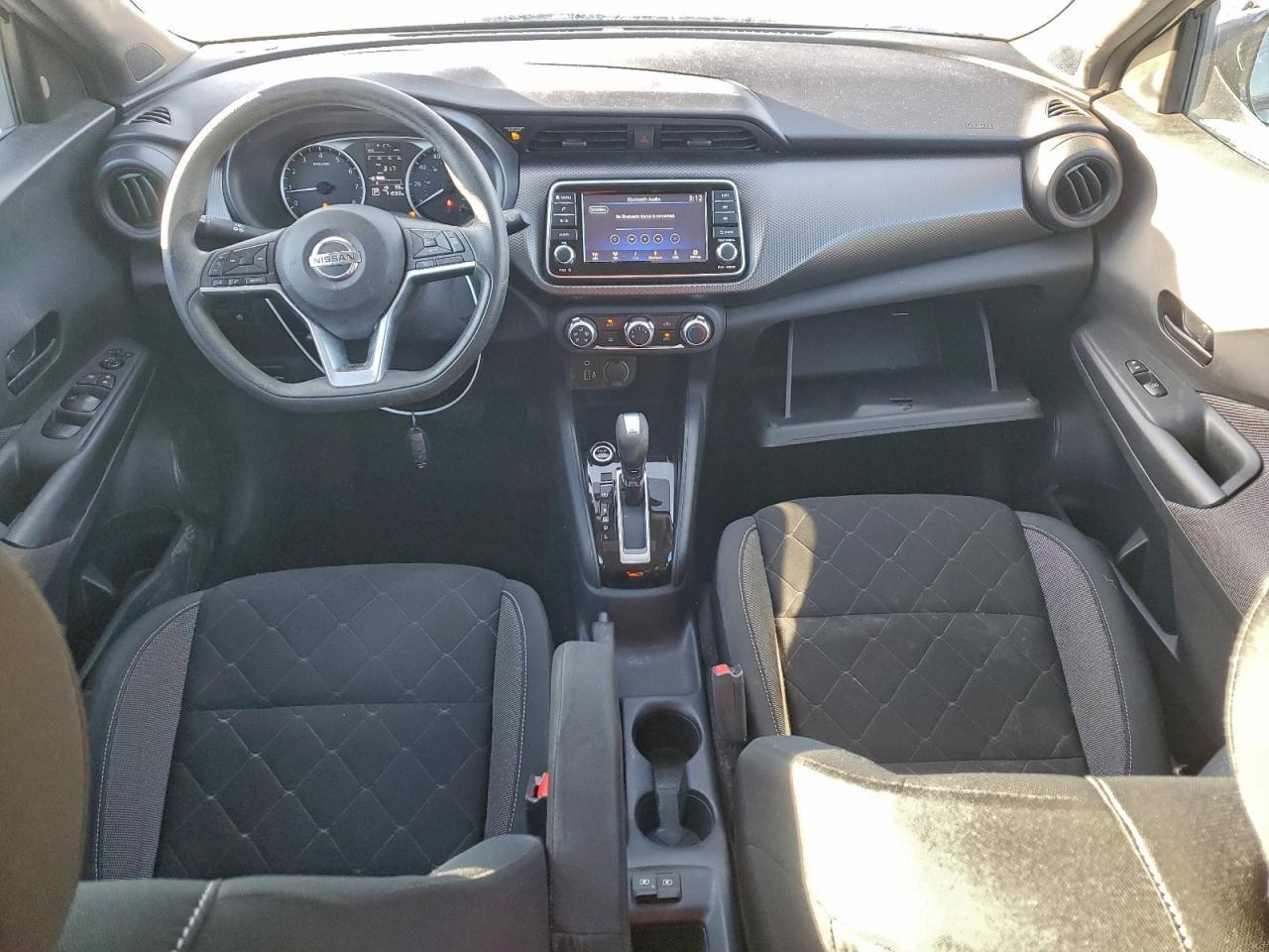 2020 NISSAN KICKS