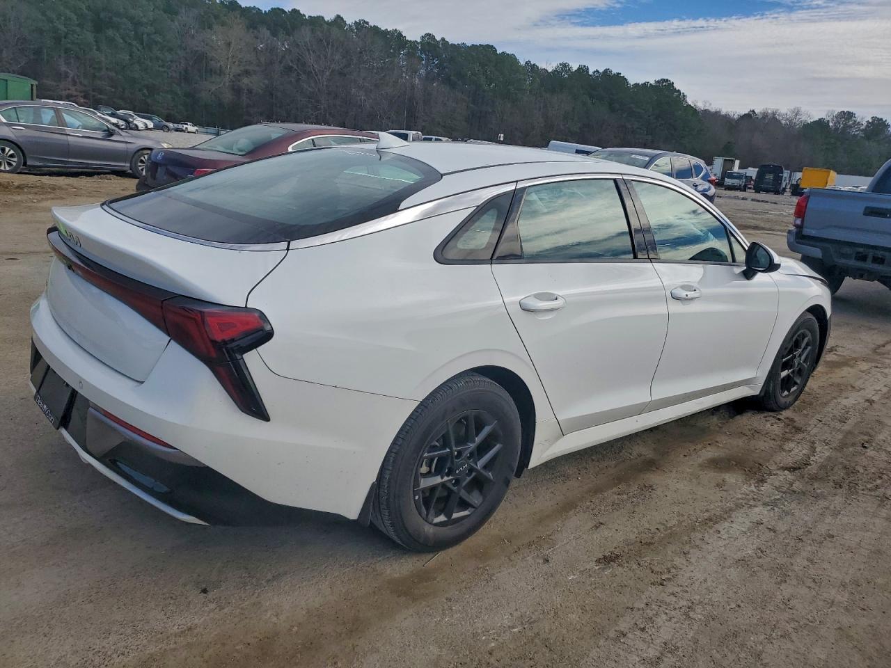 2025 KIA K5
