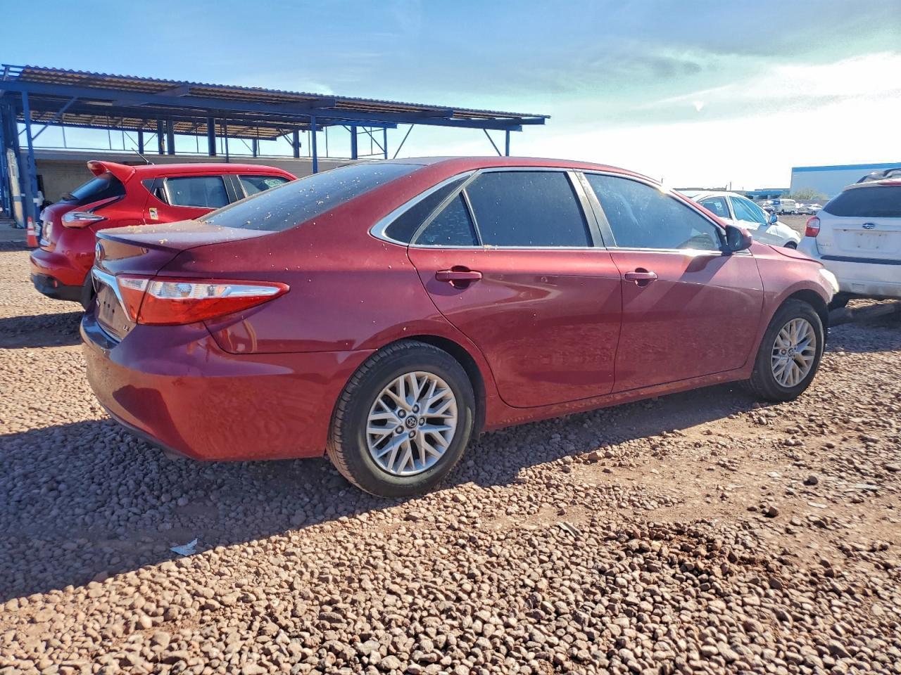 2016 TOYOTA CAMRY