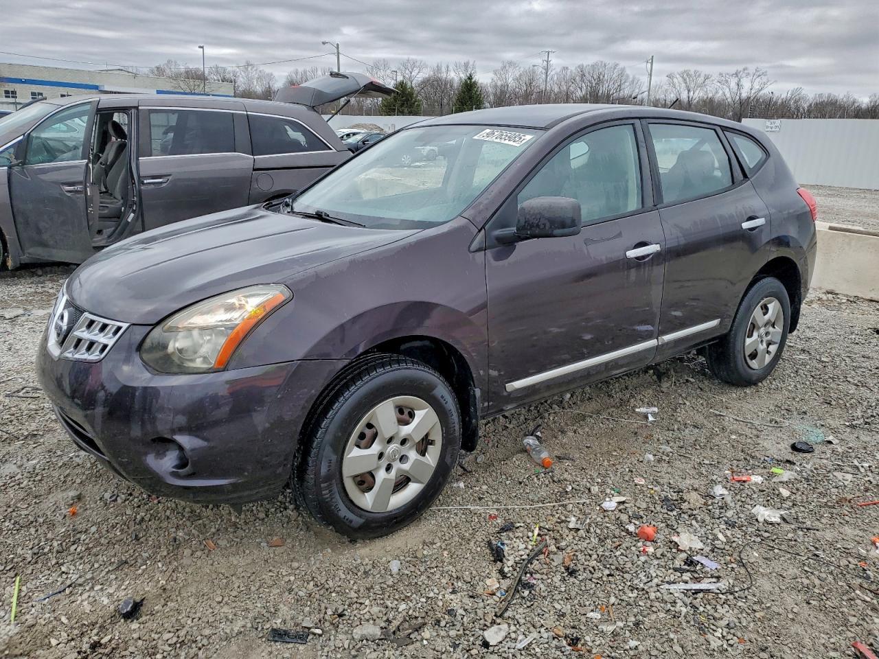 2014 NISSAN ROGUE
