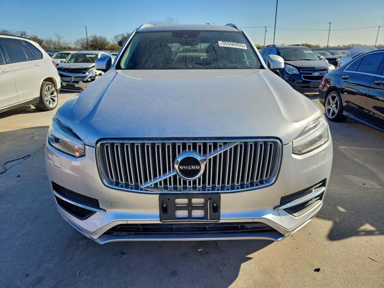 2016 VOLVO XC90