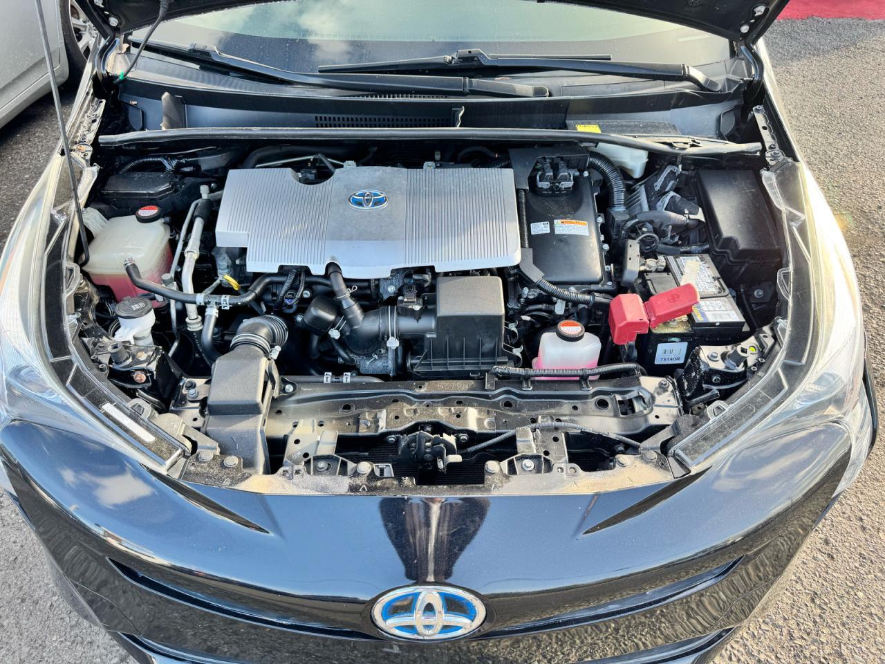 2016 TOYOTA PRIUS