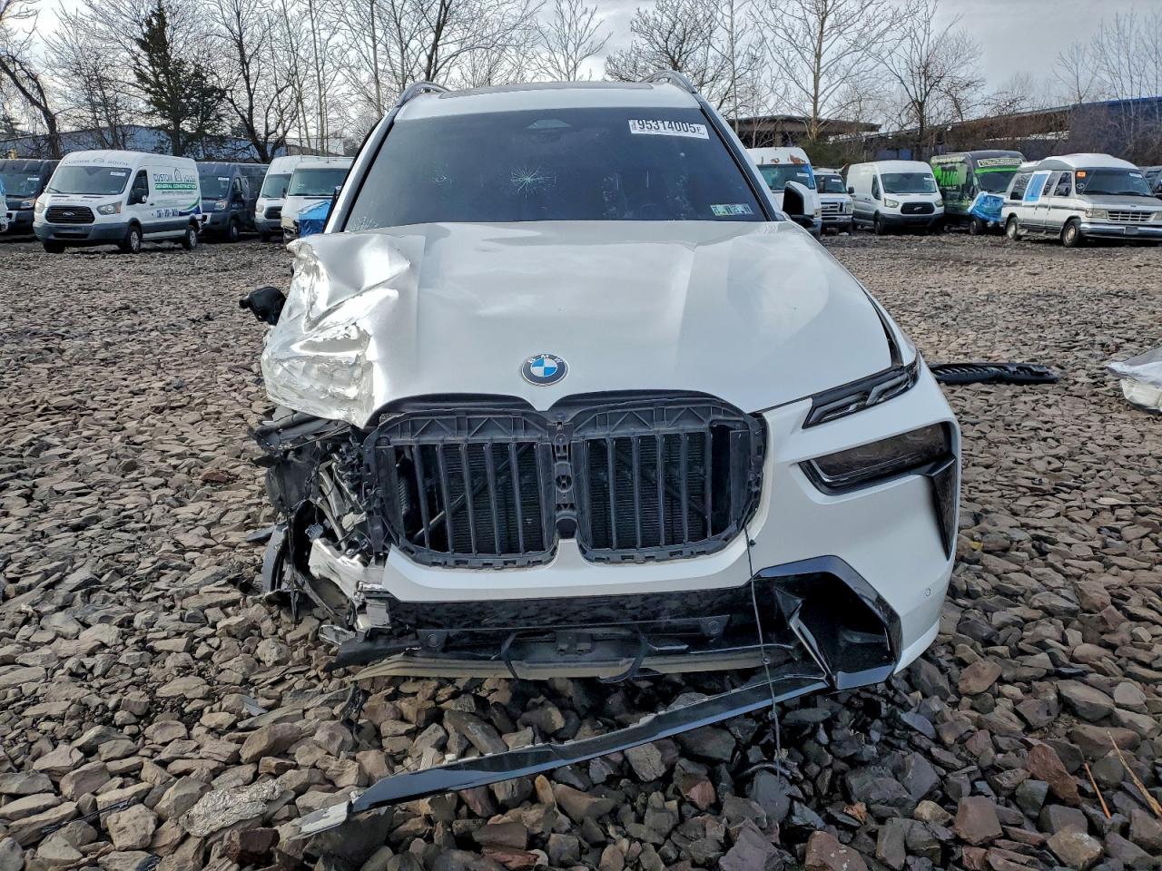 2024 BMW X7