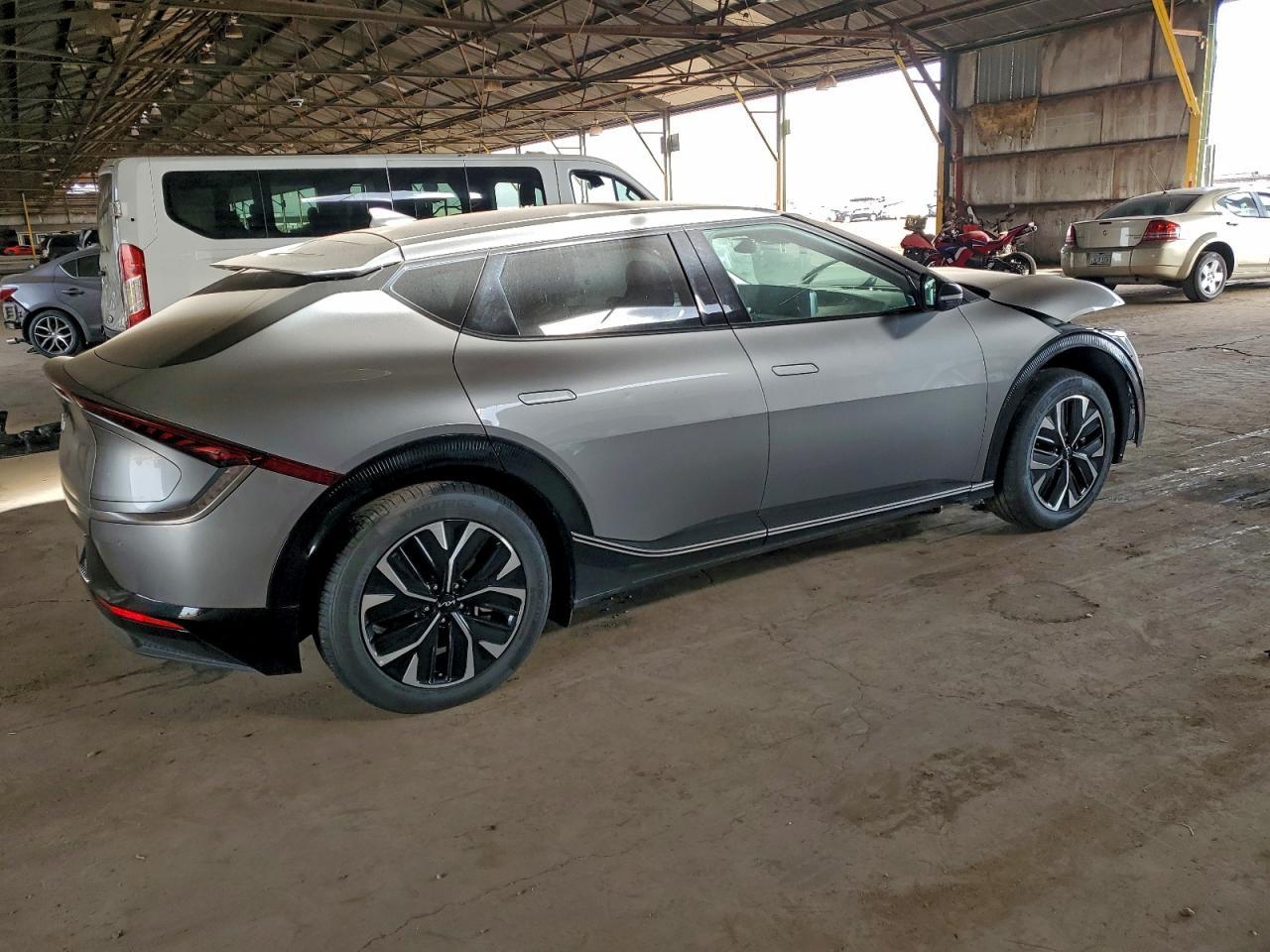 2024 KIA EV6