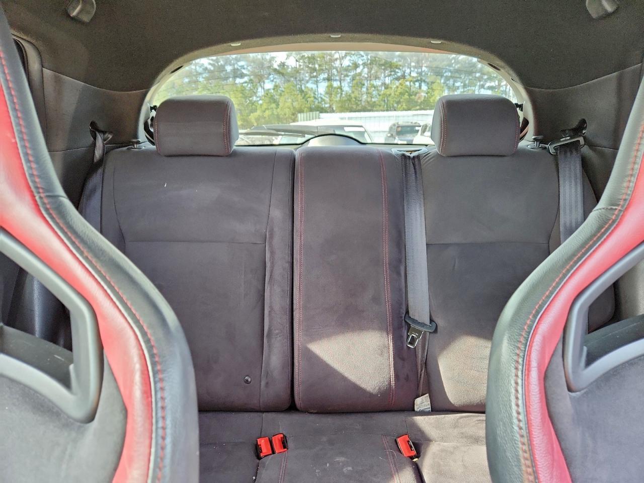 2015 NISSAN Juke